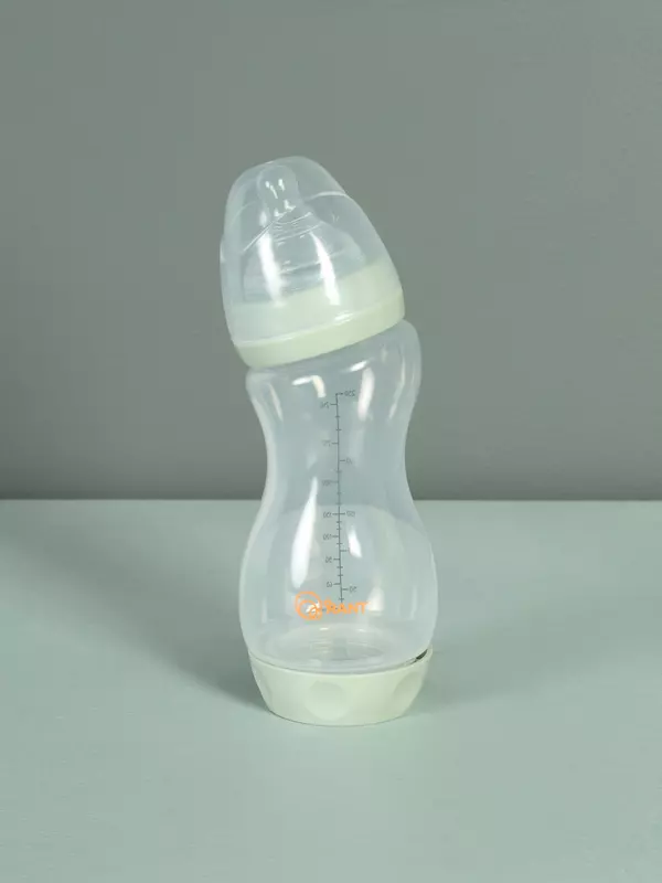 Бутылочка антиколиковая с силиконовой соской 250 мл 0+ Rant арт. 1005 green